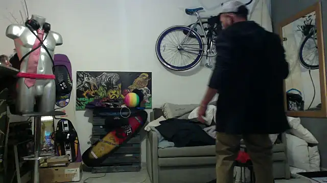 DJUX online show from December 7, 5:31 pm