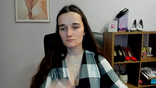 Snapshot of KateDelight chatting on March 29, 1:22 pm KateDelight online show from March 29, 1:22 pm