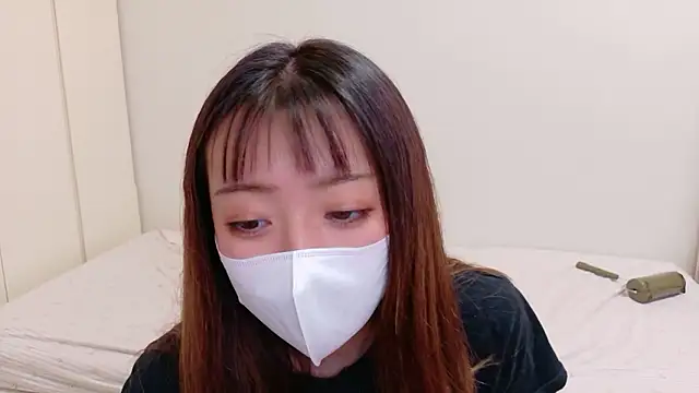 ayu yu xo online show from June 6, 9:25 am