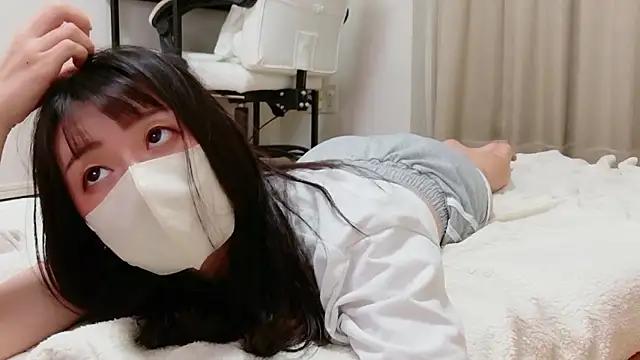 ayu yu xo online show from June 18, 10:52 am