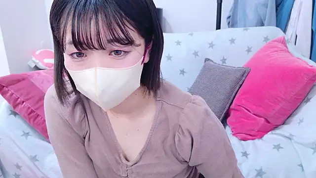 Minami San online show from December 10, 4:49 pm