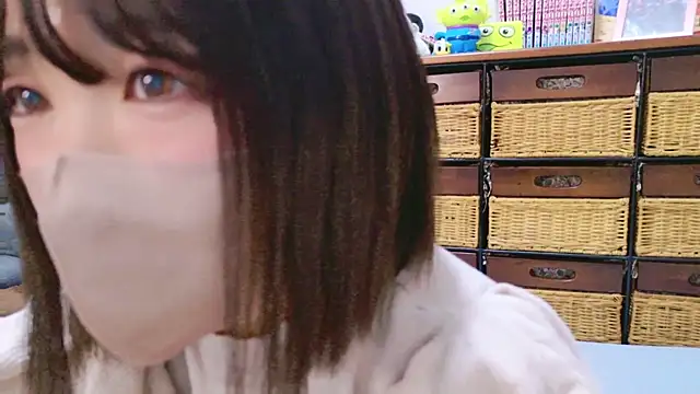 Minami San online show from January 2, 6:01 pm
