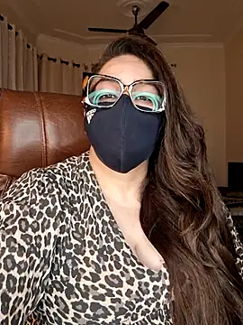 SEXY-Sardarni online show from July 27, 3:08 pm