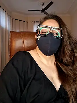 SEXY-Sardarni online show from August 1, 8:57 am