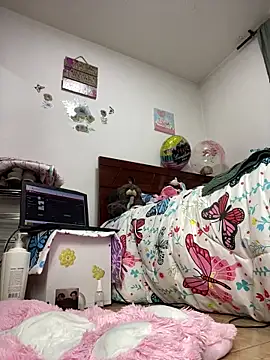 Snapshot of Atenea168 chatting on March 16, 6:01 pm Atenea168 online show from March 16, 6:01 pm