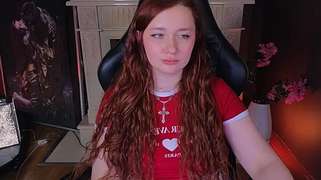 carolina elf online show from March 11, 7:14 pm