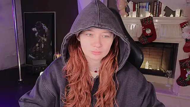 carolina elf online show from December 4, 12:36 pm