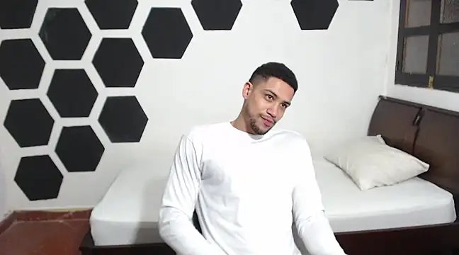 Jhors  Collens online show from January 23, 4:19 am