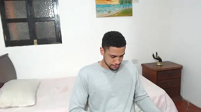 Jhors  Collens online show from February 11, 6:40 am