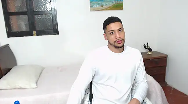 Jhors  Collens online show from March 7, 7:41 am