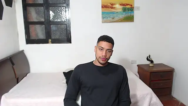 Jhors  Collens online show from September 17, 3:30 am