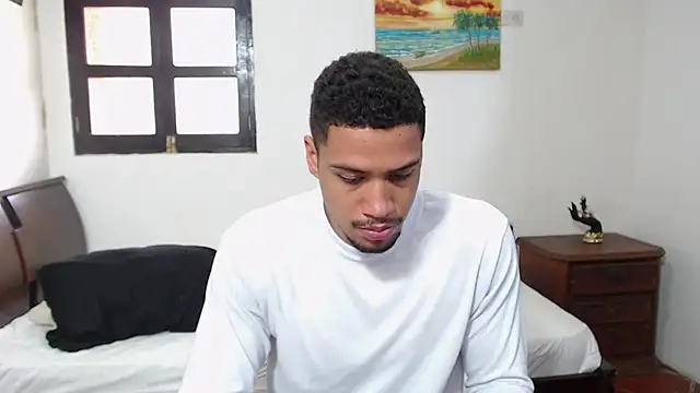 Jhors  Collens online show from December 15, 6:56 pm