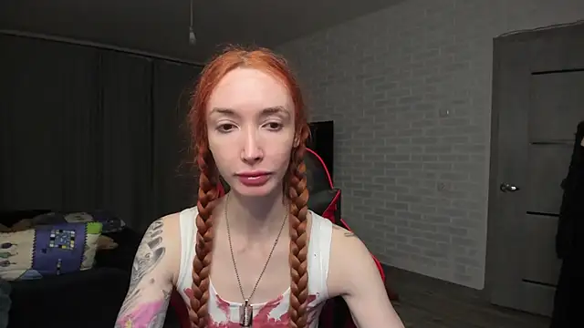 Roxy Silver online show from December 2, 6:54 pm