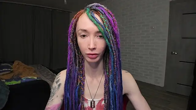 Roxy Silver online show from December 6, 2:24 am