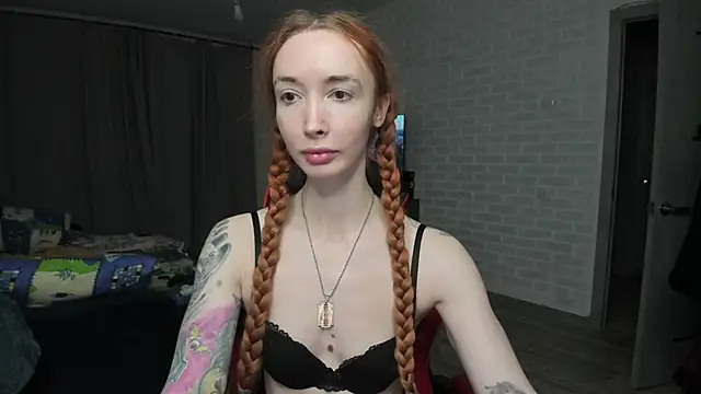 Roxy Silver online show from March 4, 7:22 pm