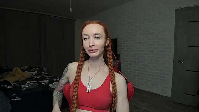 Roxy Silver online show from March 14, 1:16 am