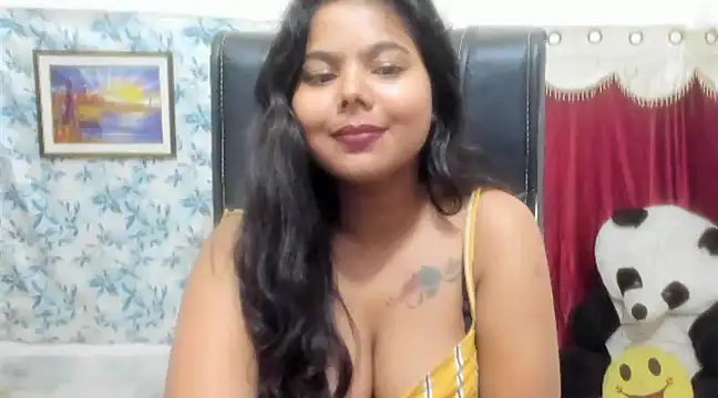 Snapshot of Mia_jonny6 chatting on December 10, 11:00 am Mia jonny6 online show from December 10, 11:00 am