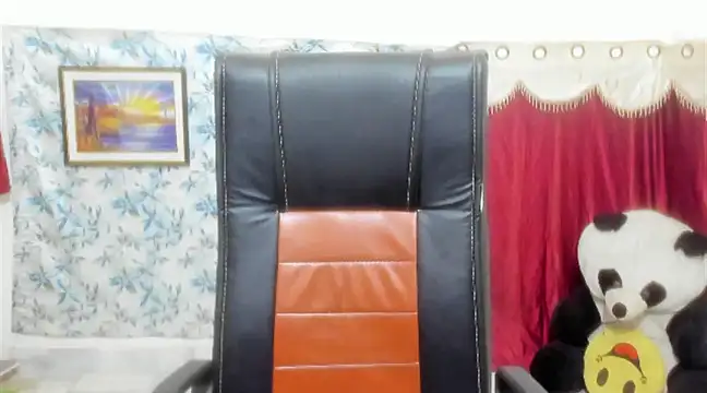 Snapshot of Mia_jonny6 chatting on December 18, 8:42 am Mia jonny6 online show from December 18, 8:42 am