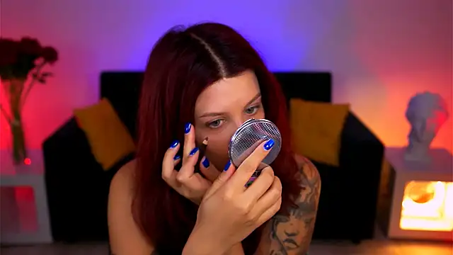 Snapshot of NicoleMun chatting on November 24, 12:49 pm NicoleMun online show from November 24, 12:49 pm