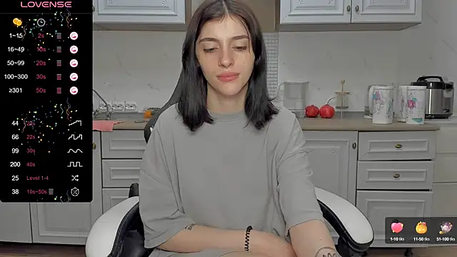 Snapshot of broosnica1 chatting on December 19, 10:13 am broosnica1 online show from December 19, 10:13 am
