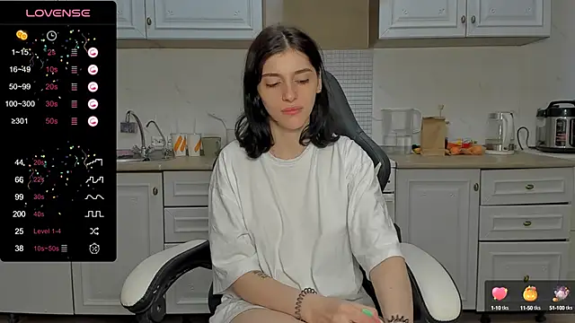 Snapshot of broosnica1 chatting on December 30, 12:09 pm broosnica1 online show from December 30, 12:09 pm
