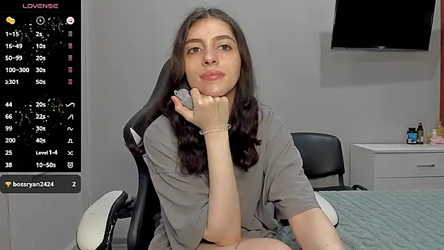 Snapshot of broosnica1 chatting on October 7, 7:27 am broosnica1 online show from October 7, 7:27 am