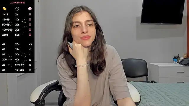 Snapshot of broosnica1 chatting on October 14, 8:59 am broosnica1 online show from October 14, 8:59 am