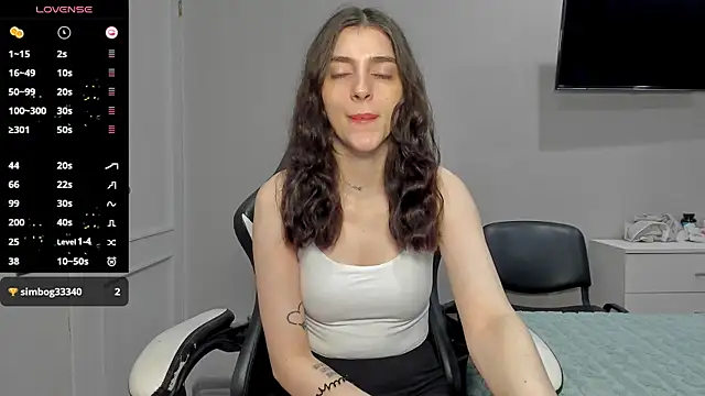 Snapshot of broosnica1 chatting on November 3, 8:15 am broosnica1 online show from November 3, 8:15 am