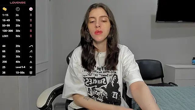 Snapshot of broosnica1 chatting on November 12, 7:31 am broosnica1 online show from November 12, 7:31 am