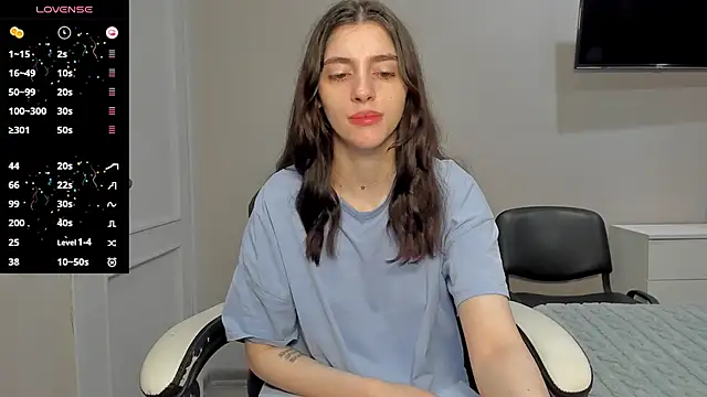 Snapshot of broosnica1 chatting on November 13, 8:46 am broosnica1 online show from November 13, 8:46 am