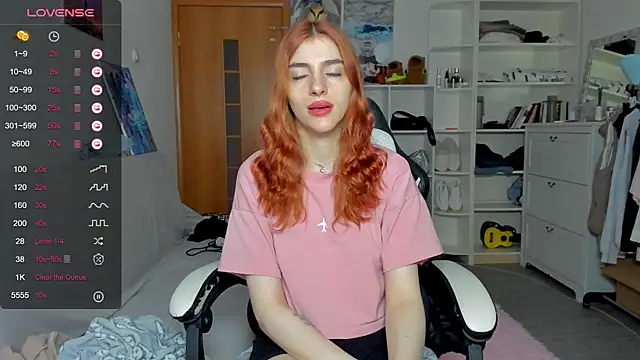 broosnica1 online show from July 23, 6:33 am