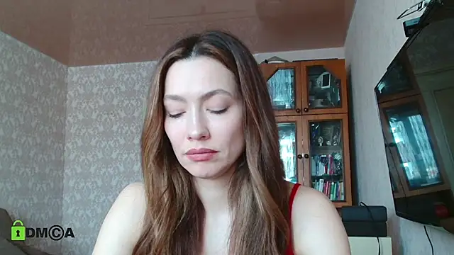 alicia spicy online show from February 5, 7:50 am