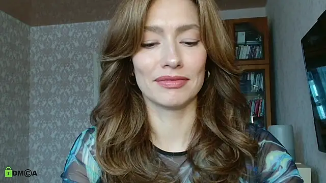 alicia spicy online show from December 5, 8:01 am