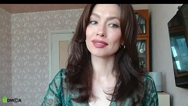 Snapshot of alicia_spicy chatting on June 12, 12:15 pm alicia spicy online show from June 12, 12:15 pm