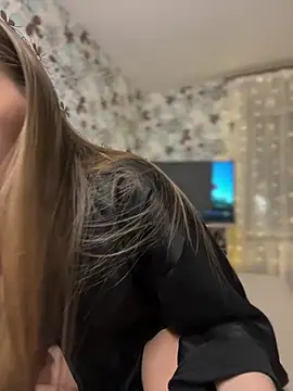 adel secret online show from February 27, 9:58 pm