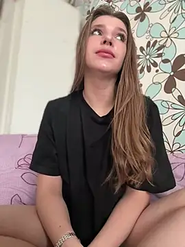 adel secret online show from March 4, 8:02 am