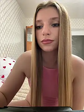 adel secret online show from June 6, 7:07 pm