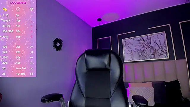 Snapshot of Lissy__Dream chatting on January 2, 9:50 pm Lissy Dream online show from January 2, 9:50 pm