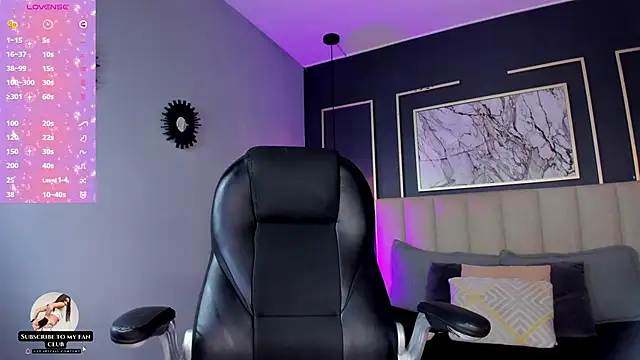 Snapshot of Lissy__Dream chatting on March 10, 11:06 pm Lissy Dream online show from March 10, 11:06 pm