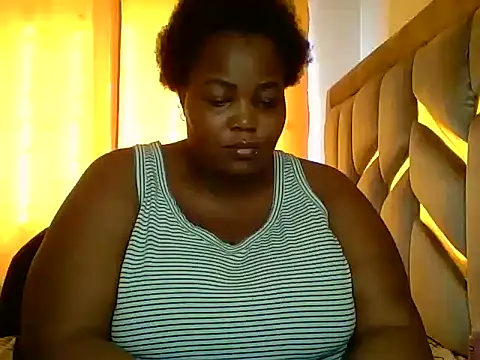 Snapshot of KINKYGIRL30 chatting on December 23, 11:14 am KINKYGIRL30 online show from December 23, 11:14 am