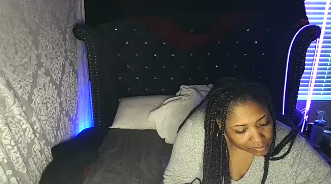 msyvette1970xh online show from December 13, 11:50 pm