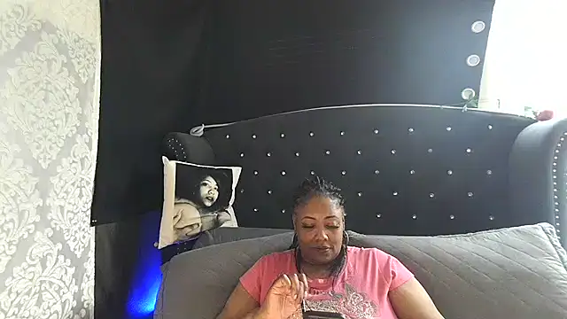 msyvette1970xh online show from January 15, 5:15 pm