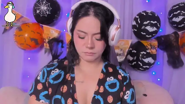 Snapshot of _niiky chatting on October 17, 12:19 pm niiky online show from October 17, 12:19 pm