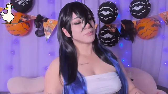 Snapshot of _niiky chatting on October 31, 12:28 pm niiky online show from October 31, 12:28 pm