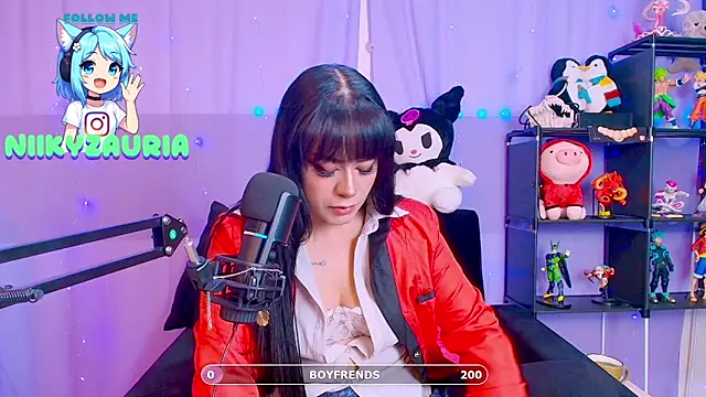 Snapshot of _niiky chatting on November 5, 10:15 am niiky online show from November 5, 10:15 am