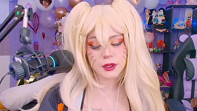  niiky online show from February 21, 6:31 pm