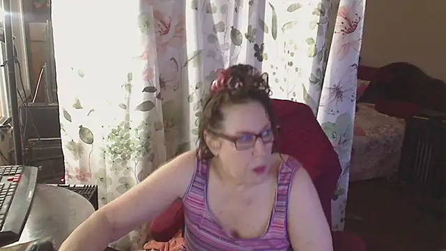 Ireallysquirt online show from July 1, 4:14 am