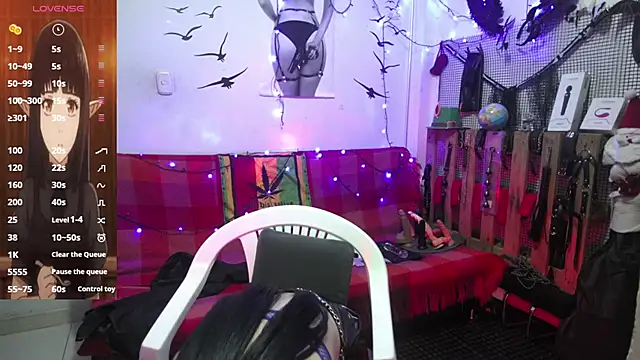  Hanna white  online show from November 25, 2:22 am