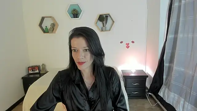 Snapshot of Paloma_victory chatting on April 9, 9:31 pm Paloma victory online show from April 9, 9:31 pm