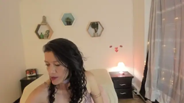 Snapshot of Paloma_victory chatting on June 11, 9:02 pm Paloma victory online show from June 11, 9:02 pm